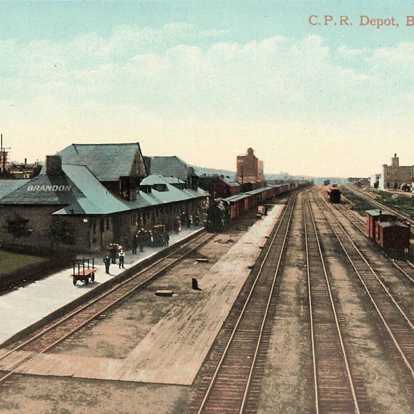 Carte postale Brandon Manitoba Dépôt du chemin de fer Canadien Pacifique 1910 Canada