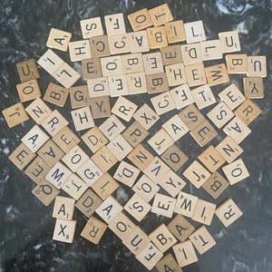 SCRABBLE GAME TILES
