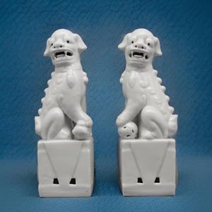 FREE SHIPPING: Colourful Chinoiserie Foo Dog Statues - Feng Shui Guardian Lions