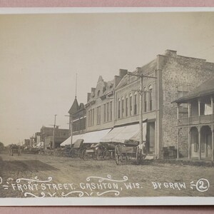 Cashton, WI Main Street Buildings Scene 1905-1910 Cartão postal antigo com foto real