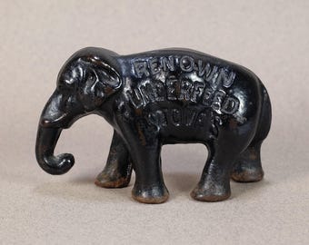 Independent Stove Co. Cast Iron Advertising Elephant Paperweight 1910-1920