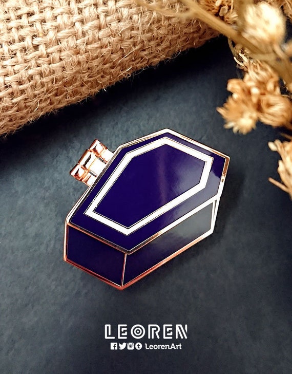 FF7 - Vincent Coffin - Hard Enamel Pin - Etsy