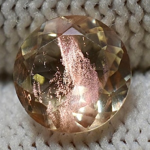 流星のようなシラー『天然オレゴンサンストーン』3.54ct オレゴン産 ルース 宝石 コレクター必見 シラー ラブラドライト シラーが綺麗なアメリカ産オレゴンサンストーン （オーバルカット