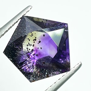 Fancy Shape Moroccan Amethyst With Cranberry Flashes Lepidocrocite And Sparkling Hematite Inclusions 10X11 MM For Jewelry Making Gift MA-322