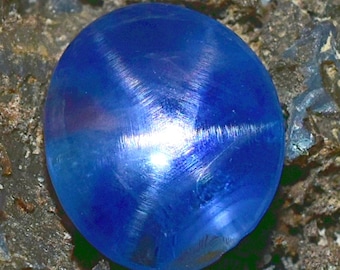 Hochwertiger, seltener königsblauer Sternsaphir aus Ceylon mit sechszackigem Asterismus, 7,3 x 8,8 mm, ovaler Cabochon, loser Edelstein für die Schmuckherstellung, BS-255