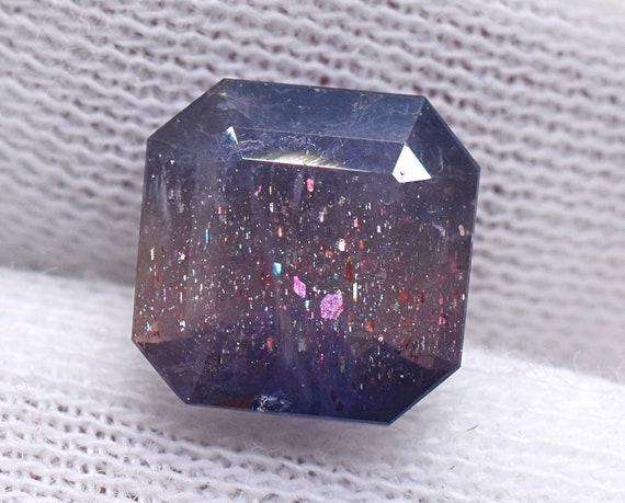 Pink Multi Colour Bloodshot Iolite Sunstone 8 MM 2.22 Ct Emerald