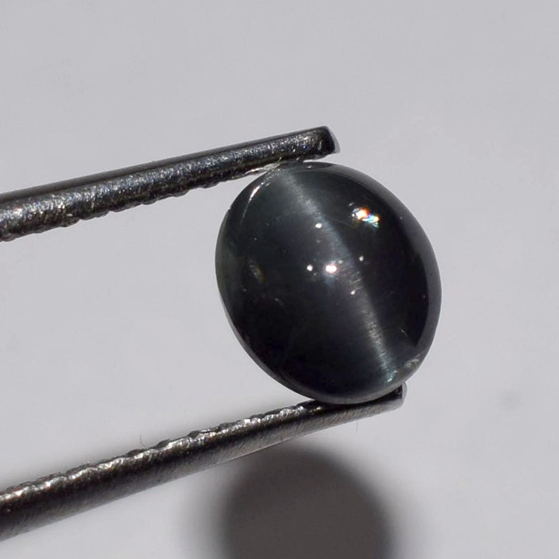 Natural Alexandrite Cats Eye Color Changing Gemstone 5.2*6.2 mm Approx Size Oval Shape Cabochan Free Shipping