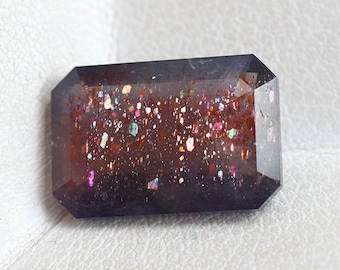 Iolite color sangue, pietra del sole, 8 x 12 mm, forma a smeraldo con riflessi multicolore, scintillante, 3,84 carati, pietra preziosa sfusa per la creazione di gioielli BI-745