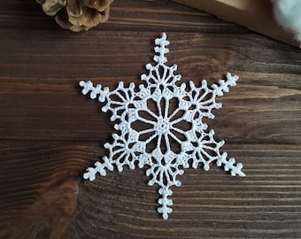 MADE TO ORDER Crocheted lace snowflake ornament, Deco noel idea