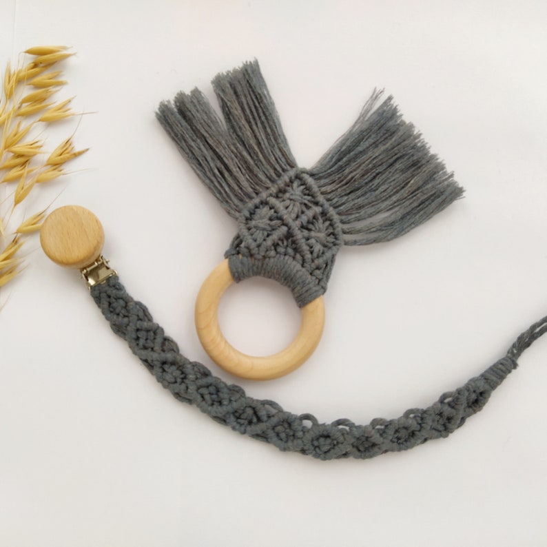 Macrame Teether /& Pacifier Clip for expecting mom gift WOLF rattle new baby gift box boy