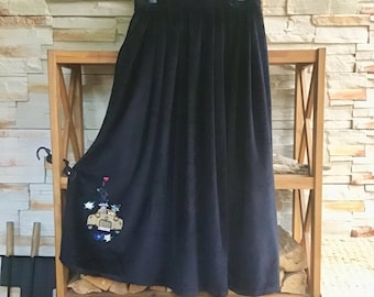 Vintage storlek M svart sammetsdirndlkjol i bomullsblandning, broderad oktoberfestkjol