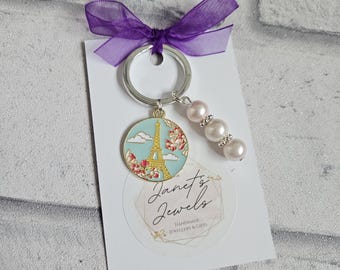 Roze Parijse sleutelhanger/tasbedel