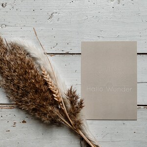 Postal para el nacimiento "Hello Miracle"