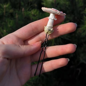 Amanita Pilz Haarstab: Goblinkern Fliegenpilz Haar Accessoire