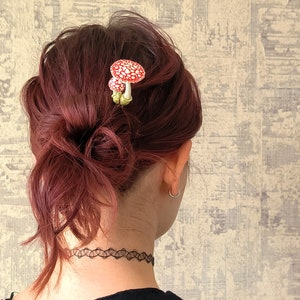 Mushroomcore Fliegenpilz Haarspange: Goblincore Amanita Haarschmuck