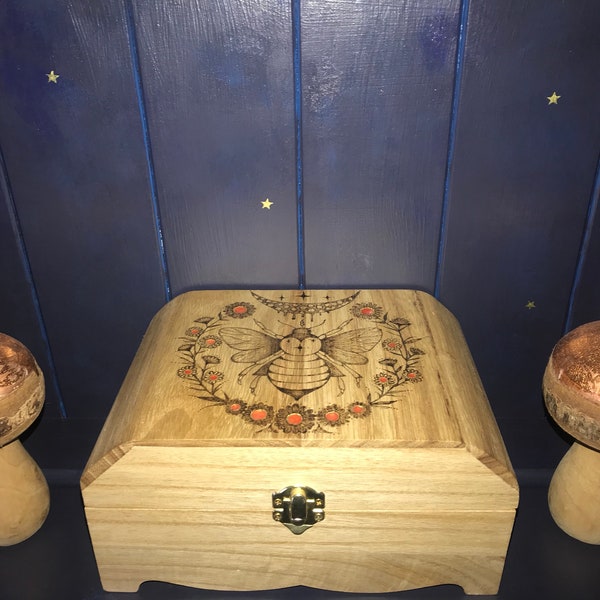 Honey Bee Box