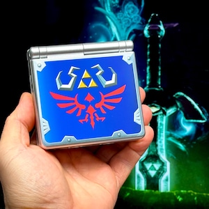 Anbernic RG35XX SP Hylian Shield Sticker (only the sticker, device not included)