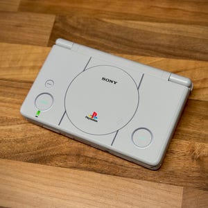 Ayn Thor Skin PlayStation beige/grey soft touch vinyl sticker image 2
