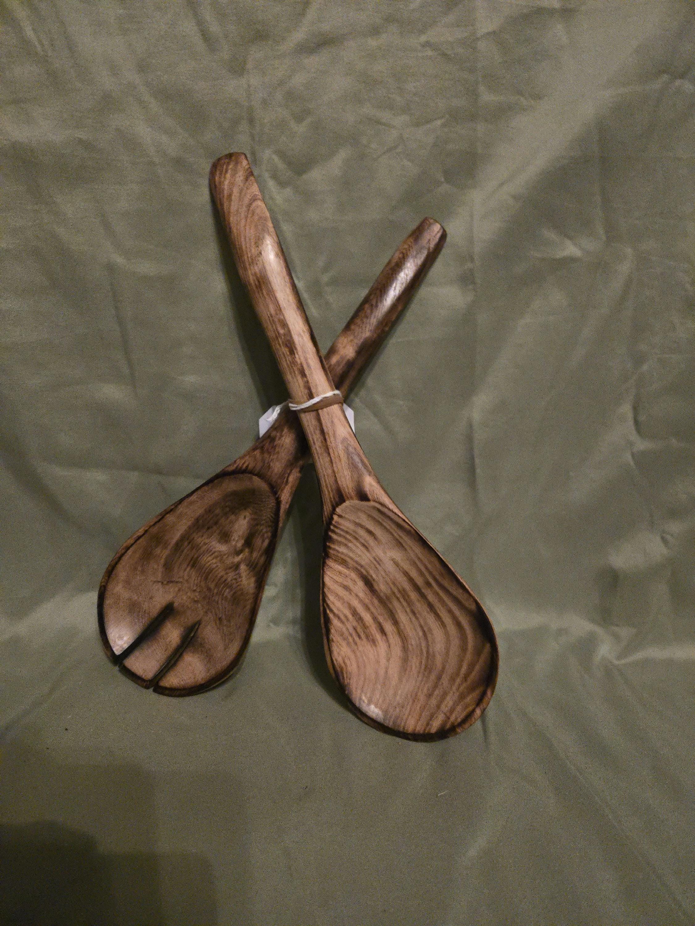 ケニア製ビーズ飾り付きウッドプレート＆スプーンセット 名前入りスプーンフォークセット♪ ウッドバーニング 名入れ 木製 ギフト 誕生日プレゼント  結婚祝い 出産祝い ベビー カトラリー Coco Coa 通販 4709564｜Creema(クリーマ) アフリカ ケニア 木製 スプーン フォーク セット