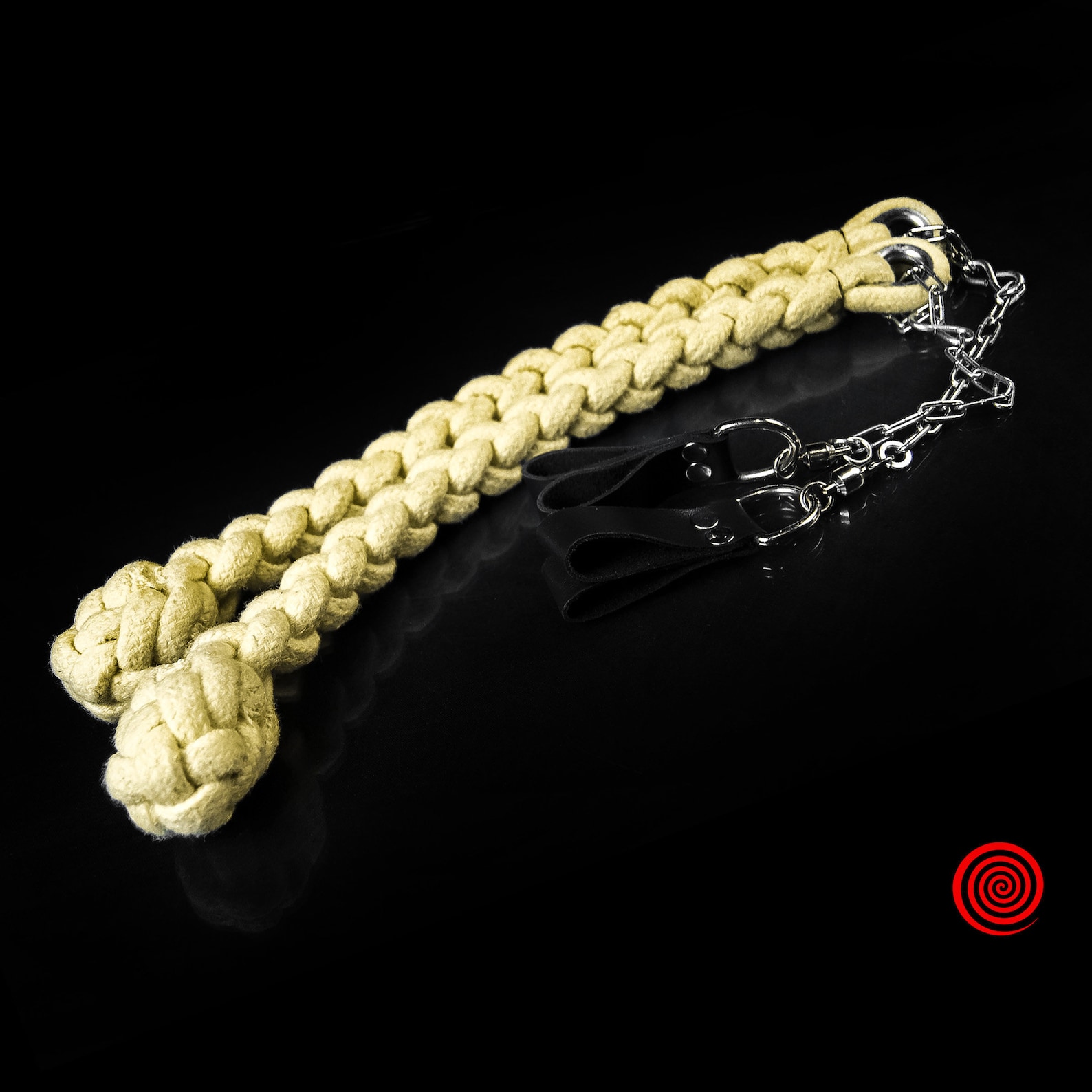 жонглирование пои. боевые пои. огненные пои снейки. кевларовые контактные пои. пои изида фитиль.