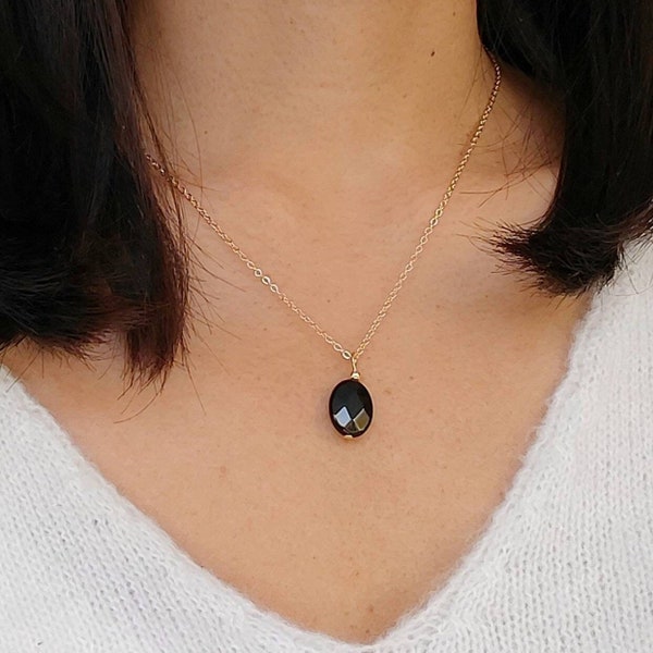 Collier avec pendentif onyx, collier semi-précieuse, collier pierre.