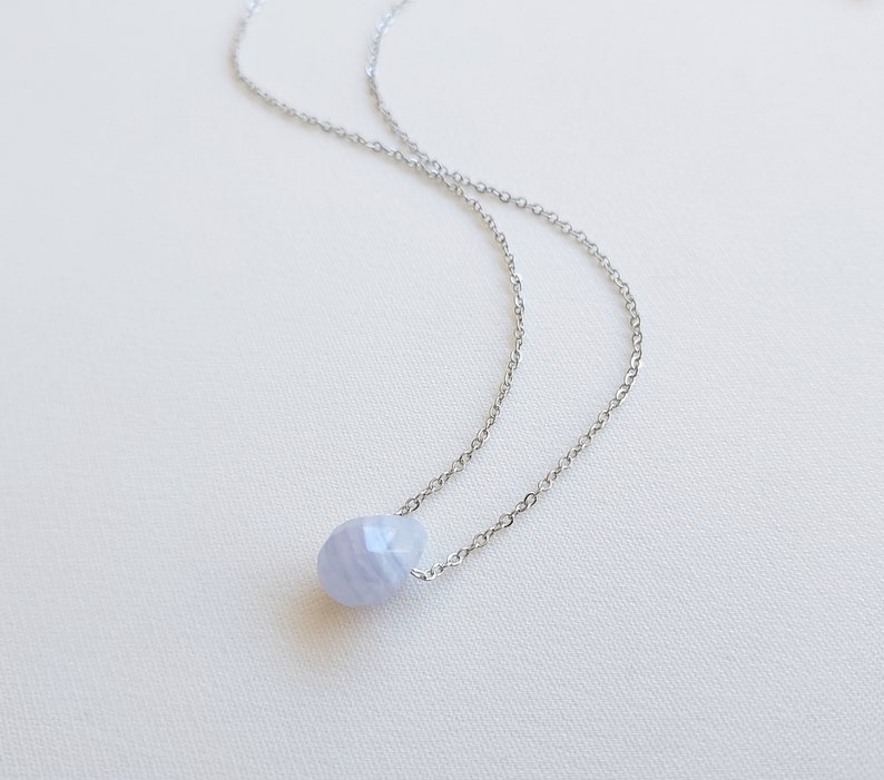 Faceted drop blue chalcedony necklace, women's jewelry gift, very fine chain. 2.Acier inoxydable
