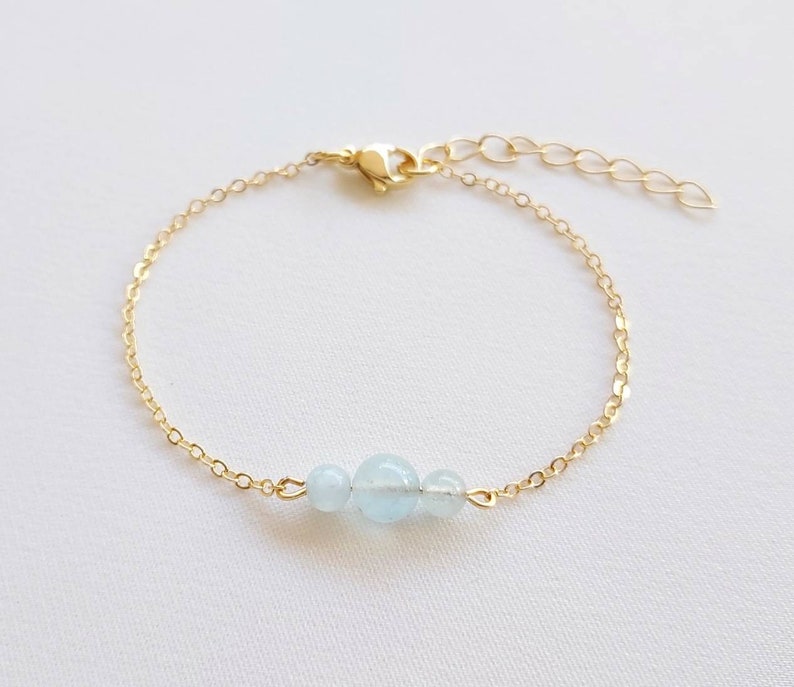 Bracelet aigue marine, cadeau anniversaire mars, bracelet pierre naturelle, 2 choix disponibles. image 2