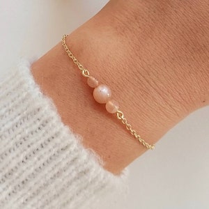 Bracelet pierre de lune, bracelet femme, bracelet fin or, bracelet fin doré, pierre de lune blanche, pierre de lune rose, cadeau Noël. 2. Rose