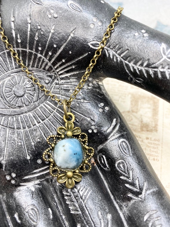 Aquamarine vintage look bronze healing crystal gemstone pendant necklace