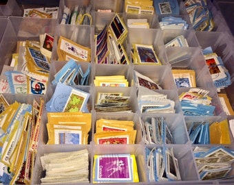 Canada Postage Stamp Lot -25 Used, on paper vintage stamps for stamp collecting or collage, card making, paper ephemera, decoupage, gifting