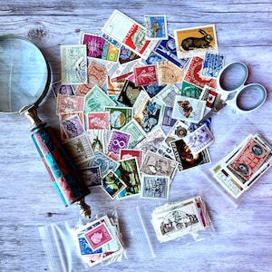 Worldwide Vintage Postage Stamps - used, off paper, no duplicates, 50 stamps