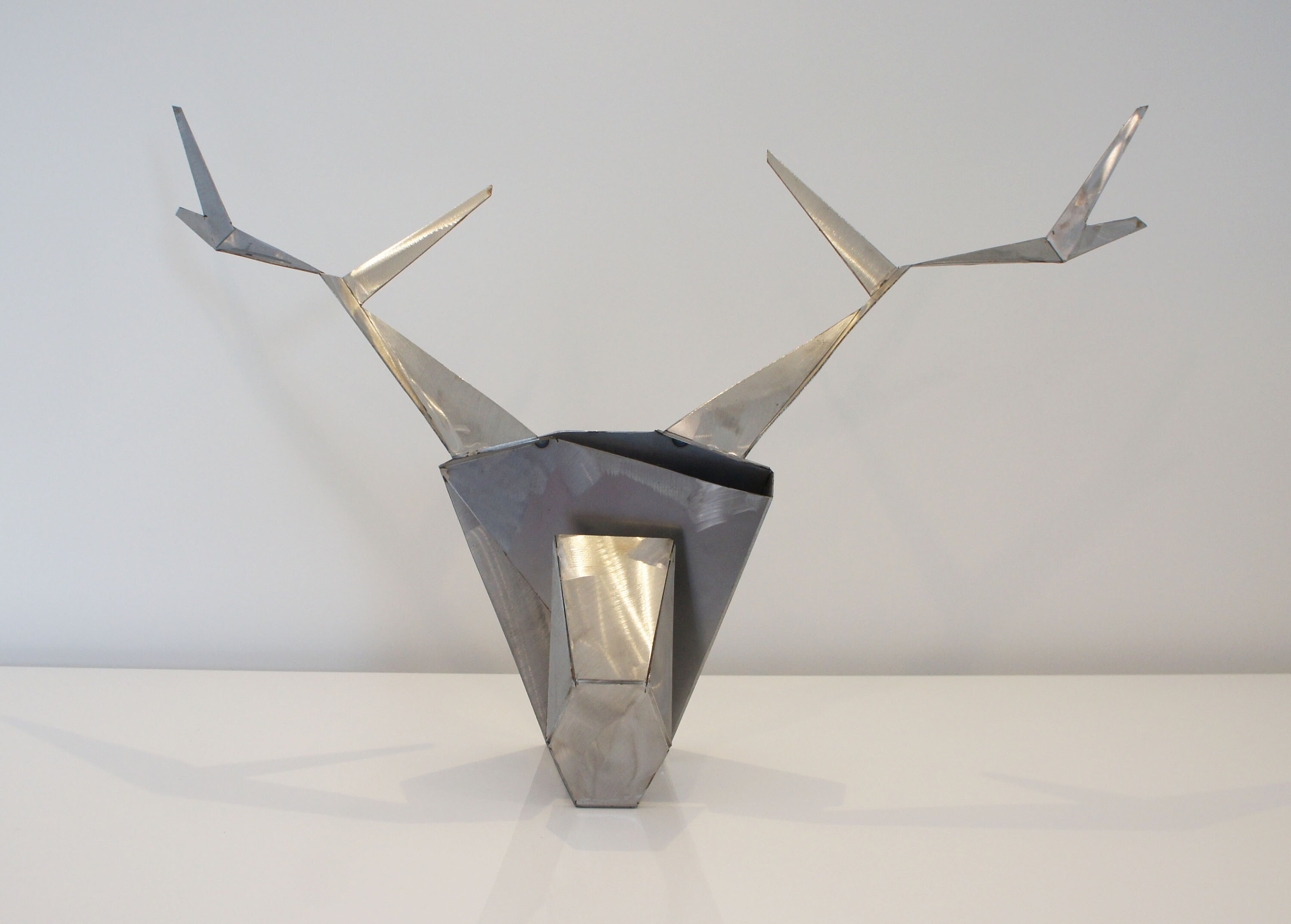 Pliage d'acier - Le Cerf Version Moyen Sculpture Art Trophée Statue Animaux en Métal