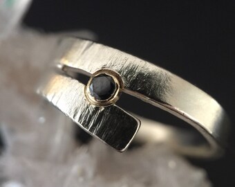 Black Diamond Ring in Silver and gold - Black Diamond Anniversary Gift, size 19,5, handmade black diamond ring, unisex diamond ring