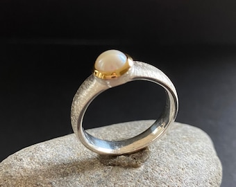 White pearl silver ring with gold, classy pearl designer ring in silver, Size 7.5, Statement Silver ring with gold,  petrol tourmaline ring