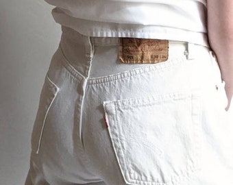 white levis 501 vintage