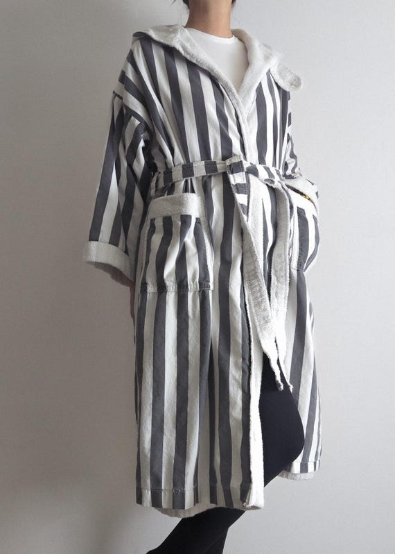 vintage hooded terry lined bathrobe striped gray off-white cotton full terrycloth lined home robe with hood dressing gown