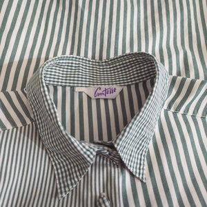 preppy striped dress shirt vintage 1980s 1990s by Comtesse, sage green and white vertical stripes and gingham/vichy check/plaid cotton image 7