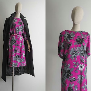 botanical garden soft thin sweaterdress 1980s - jersey fine knit acrylic - magenta/gray floral - xs/s