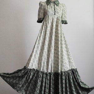 vintage 1970s maxi prairie dress