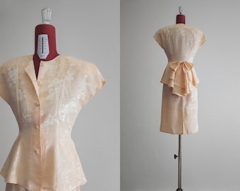 1980s peachy jacquard suit skirt and top- xs to small