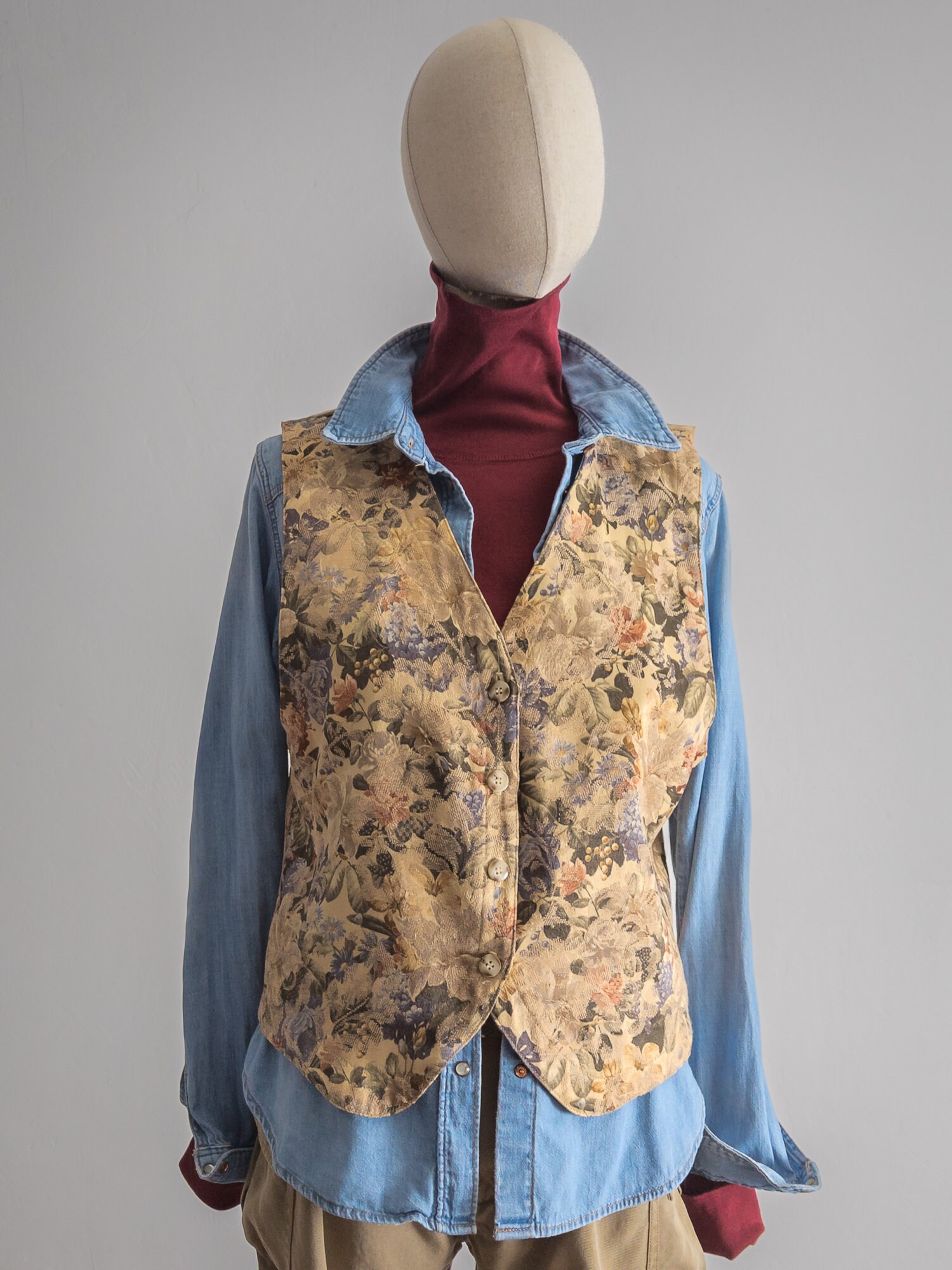 Ameri⭐︎ VINTAGE LIKE JACQUARD OVER VEST Ameri（アメリ）の「VINTAGE LIKE JACQUARD OVER VEST（ニット