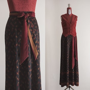 tall maxi a-line skirt London fashioned 70s Duke sportswear super high-waisted bohemian full-length vintage maxi with tie black/maroon/ochre