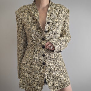 Gold metallic lamé flowy blazer for women&#39;s