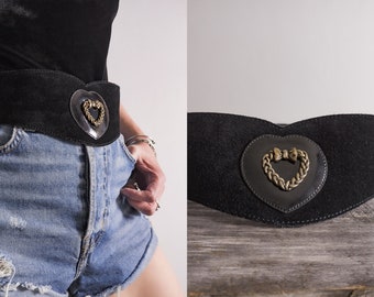 black suede leather heart belt vintage v-shaped double hearts wide-front belt 1980s 1990s Gassner peasant bohemian rustic belt black cottage