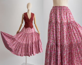 late 1980s Laura Ashley floral skirt tiered full midi in cute mauve pink ditsy floral on the burgundy background, smocked elastic waistband