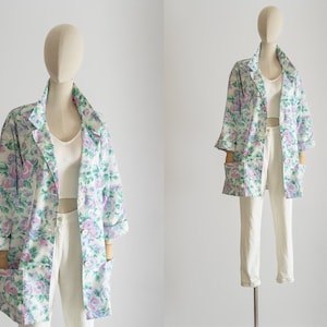1980s summer candy floral jacket in white background oversized slouchy duster w/pockets 3 button closure watercolor roses patterned cotton