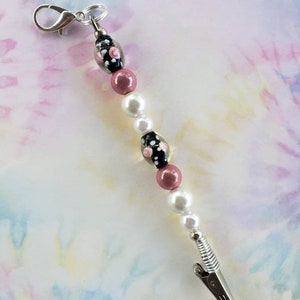 Multi-Use Clip Schlüsselbund, Armband Helfer, Multi-Use Rauchen Clip Schlüsselbund, Armband Buddy, Clip für Geldautomaten / Kreditkarten, Assistent für lange Nägel, Geschenk