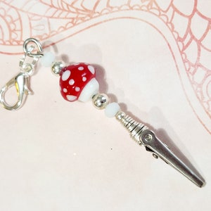 Mehrzweckclip Schlüsselbund, Armband Helfer, Mehrzweckraucherclip, Pilzclip Schlüsselbund, Geldautomaten- / Kreditkartenclip, Assistent für lange Nägel, Geschenk