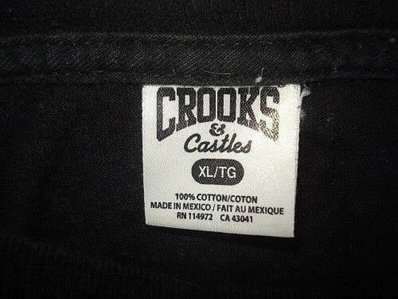 Vintage 90s Crooks /& Castles XL Black Medusa Embroidered Sleeves T-Shirt EUC XL