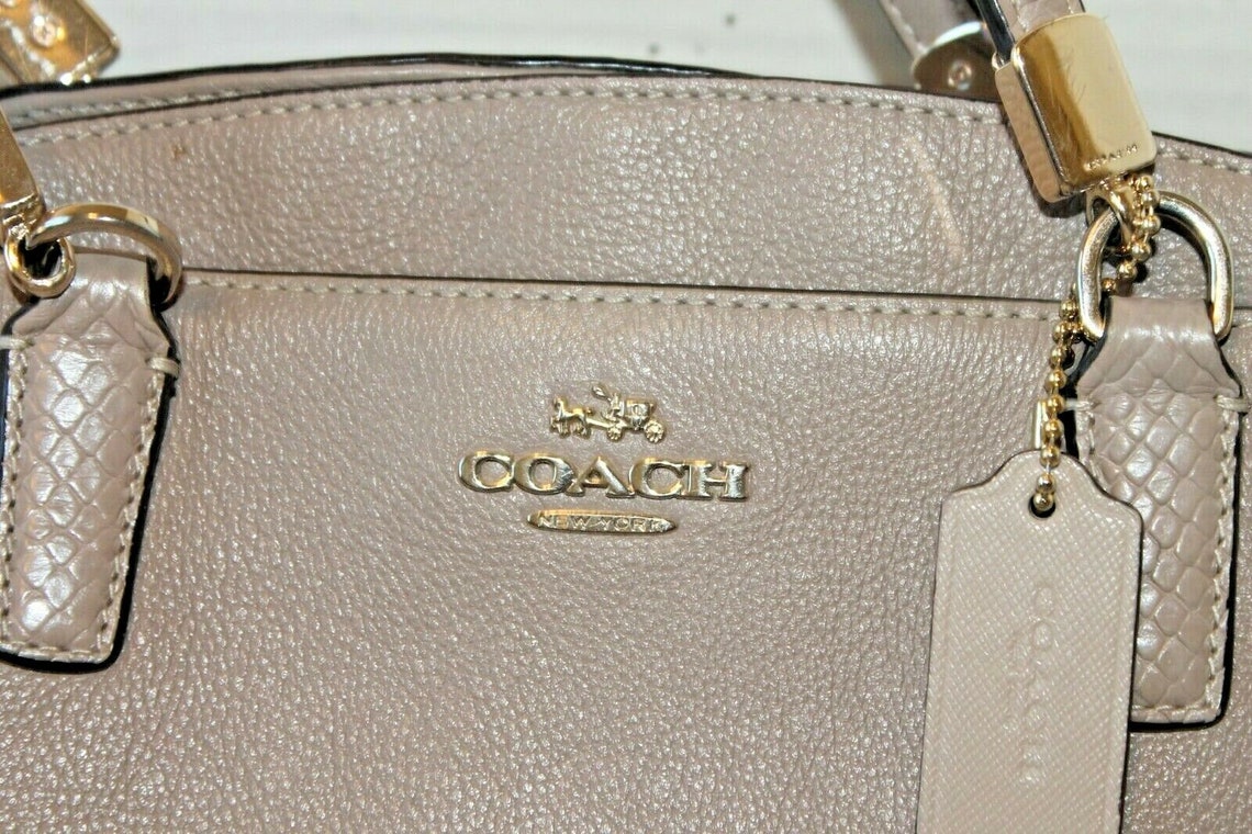 vera bradley clasp wallet